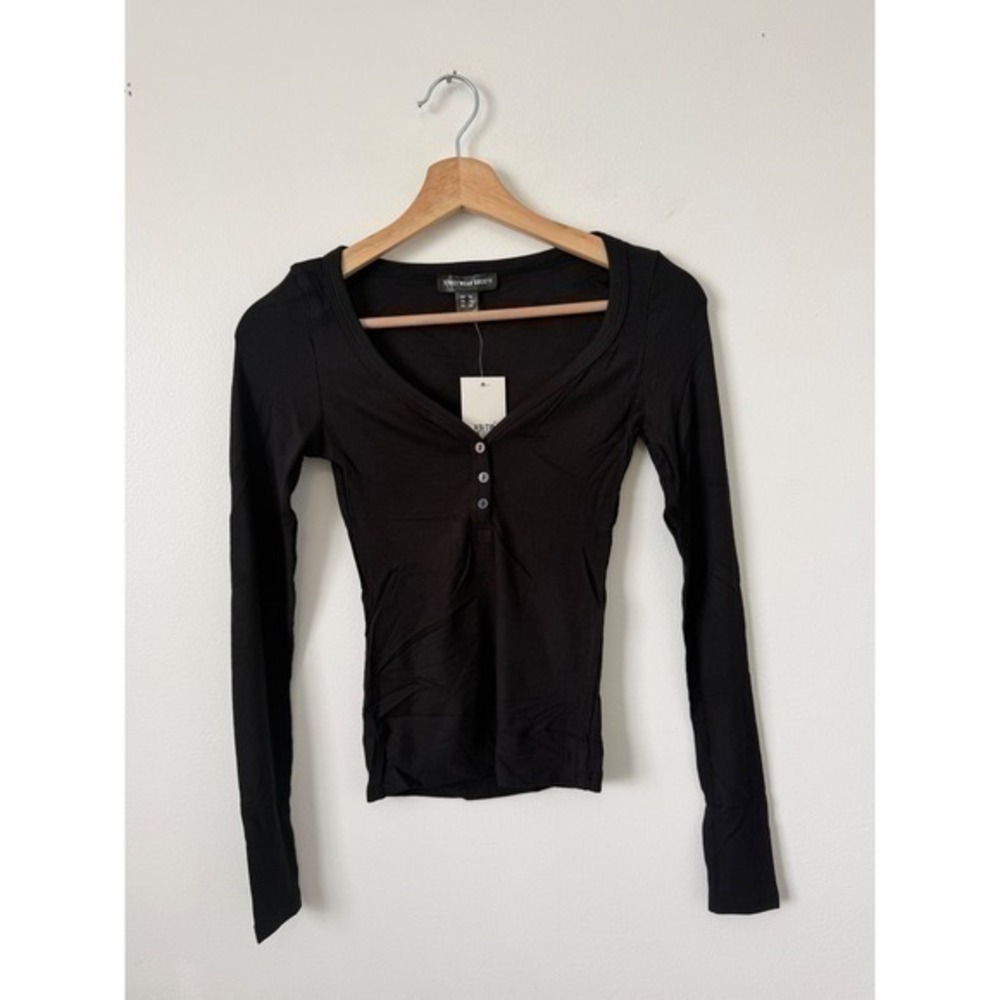 Streetwear Society Women's Ribbed Long Sleeve V-Neck Shirt Pack – Black Size M